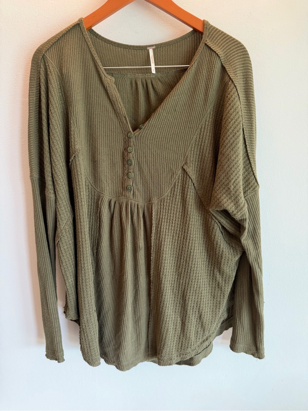 Free People We The Free Olive Green Waffle Knit Henley Thermal Top Small